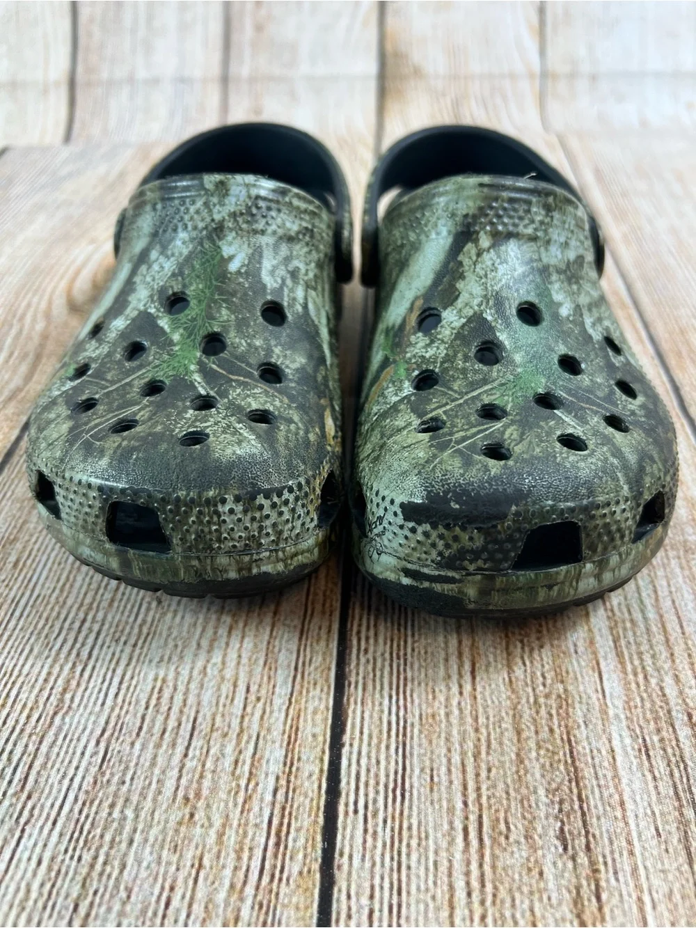 Crocs Realtree APX Classic Camo Slip On Clogs Children’s Kids Size 13